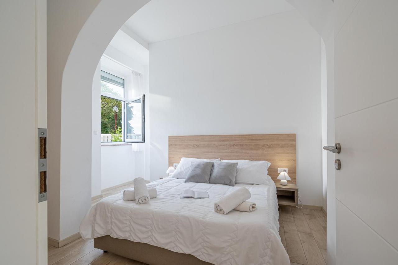 Apartments Palace Kolovare Zadar Bagian luar foto