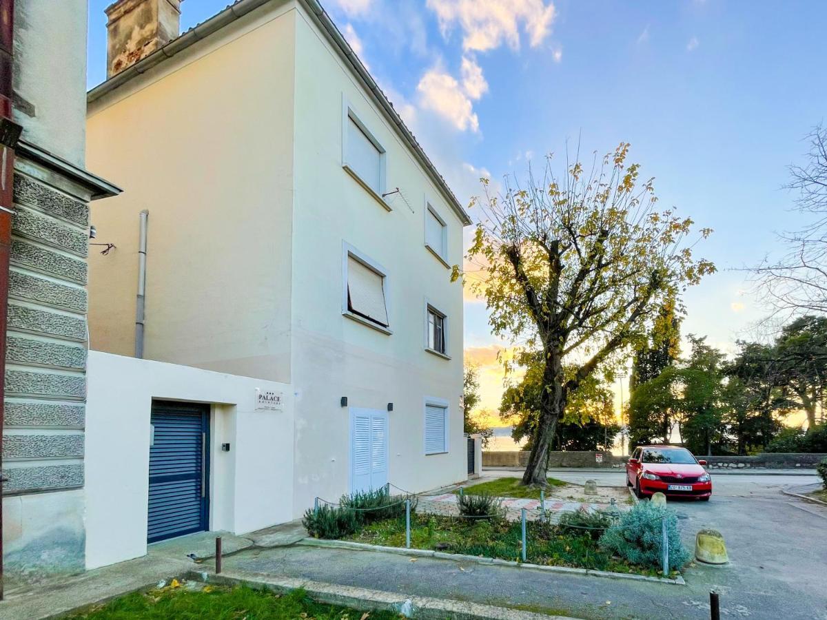 Apartments Palace Kolovare Zadar Bagian luar foto